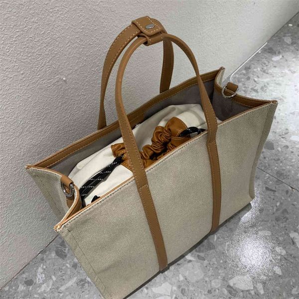design hand hj25 simple canvas large capacity tote bag shoulder slung fashion women's bag 3x6k
design hand hj25 simple canvas large capacity tote bag shoulder slung fashion women's bag 3x6k