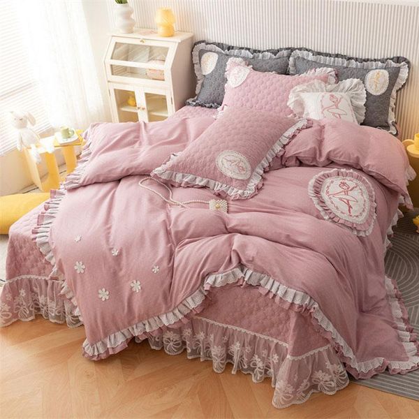 bedding sets modern applique lace cotton set duvet cover king size double bed quilted sheet 2 pillowcases
bedding sets modern applique lace cotton set duvet cover king size double bed quilted sheet 2 pillowcases