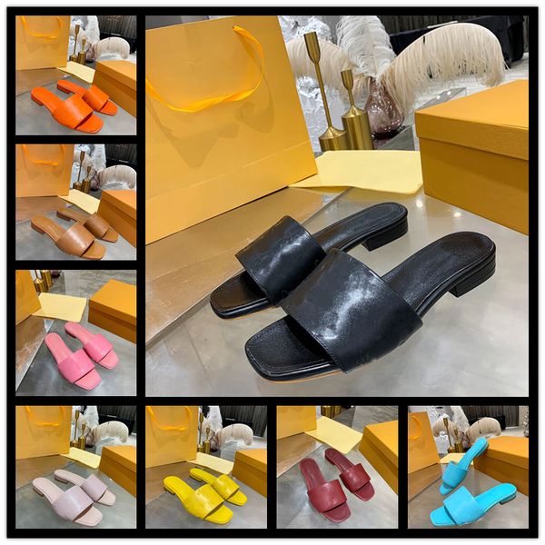 summer fashion woman beach slippers leather cartoon big head slippers flat shoes l letters woman shoes metal lock head slippers 35-41, Black
summer fashion woman beach slippers leather cartoon big head slippers flat shoes l letters woman shoes metal lock head slippers 35-41, Black