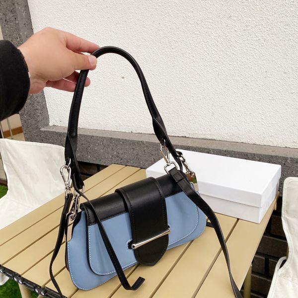 designer shoulder bags handbags luxury cross body genuine leather different colors high-quality fashion brand with original box size 28*14*5
designer shoulder bags handbags luxury cross body genuine leather different colors high-quality fashion brand with original box size 28*14*5