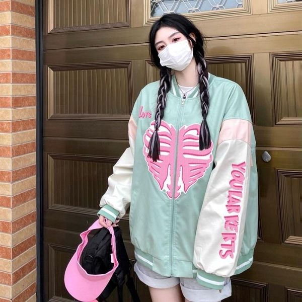 women's jackets 2021 autumn long sleeve heart printing zipper coat female korean style sense of design loose western lazy kio, Black;brown
women's jackets 2021 autumn long sleeve heart printing zipper coat female korean style sense of design loose western lazy kio, Black;brown