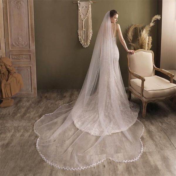 bridal veils 2021 long wedding veil for wave edge exquisite leaf white accessories headdress with comb, Black
bridal veils 2021 long wedding veil for wave edge exquisite leaf white accessories headdress with comb, Black