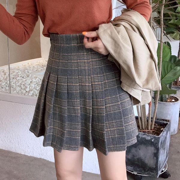 skirts 2021 autumn winter preppy style woolen plaid skirt student high waist thicken a-line pleated women above knee mini, Black
skirts 2021 autumn winter preppy style woolen plaid skirt student high waist thicken a-line pleated women above knee mini, Black
