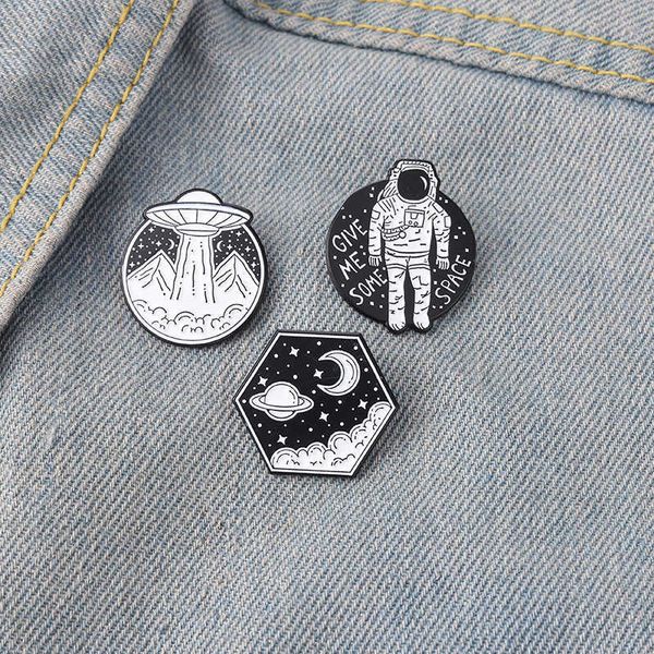 new personalized cartoon astronaut spaceship star shape baking paint alloy accessories brooch, Gray
new personalized cartoon astronaut spaceship star shape baking paint alloy accessories brooch, Gray