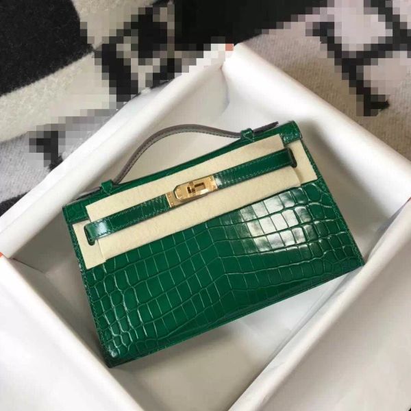 2021 upgraded alligator mini bag leather chain one shoulder messenger for womenwomen handbag designers luxurys bags
2021 upgraded alligator mini bag leather chain one shoulder messenger for womenwomen handbag designers luxurys bags