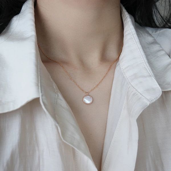 gold color simple casual geometric round pendant necklace fashion women choker necklace collier femme, Golden;silver
gold color simple casual geometric round pendant necklace fashion women choker necklace collier femme, Golden;silver