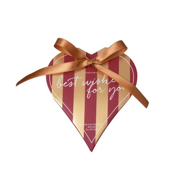 gift wrap chinese love-shaped wedding candy box european style ins celebration hand packaging
gift wrap chinese love-shaped wedding candy box european style ins celebration hand packaging
