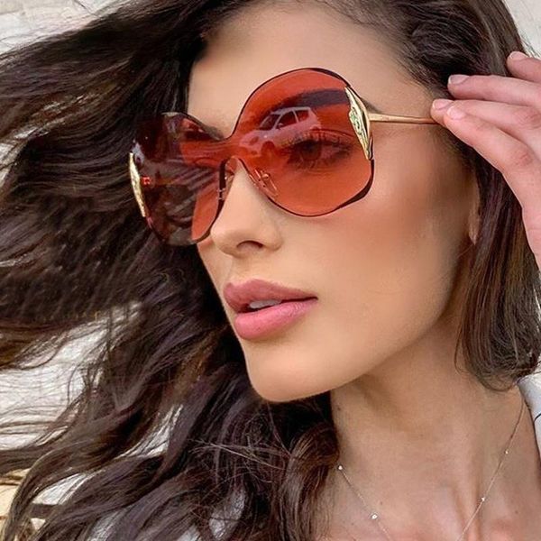 sunglasses rimless one piece alloy women's 2021 oversized round sun glasses female gradient elegant shades, White;black
sunglasses rimless one piece alloy women's 2021 oversized round sun glasses female gradient elegant shades, White;black