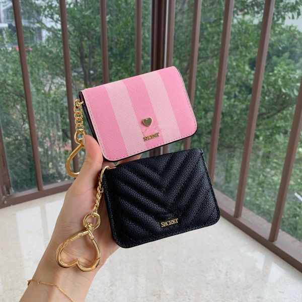 duffel bags 2021 female pink stripe passport holder leather cover women card case id organizer
duffel bags 2021 female pink stripe passport holder leather cover women card case id organizer