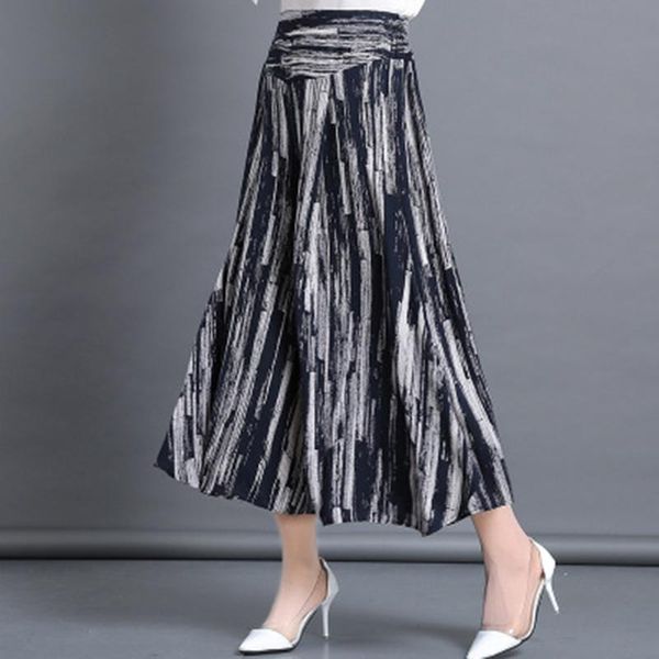 women's pants & capris 2021 summer wide-tube wide-leg women large size nine-point big feet printed casual flower pant a991, Black;white
women's pants & capris 2021 summer wide-tube wide-leg women large size nine-point big feet printed casual flower pant a991, Black;white