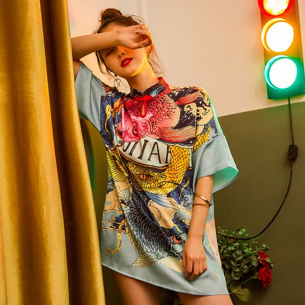 2021 new summer vintage mini women mandarin collar chinese style fish print a line short clothes sznf, Black;gray
2021 new summer vintage mini women mandarin collar chinese style fish print a line short clothes sznf, Black;gray