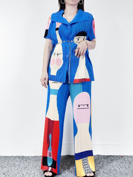 2021 new pleated cartoon pattern print button suit matching women two piece outfits summer indie aesthetic clothes uttj, White
2021 new pleated cartoon pattern print button suit matching women two piece outfits summer indie aesthetic clothes uttj, White