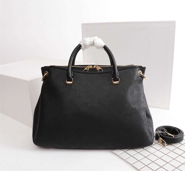 classic flower 2021 luxury fashion clamshell bag small handbags famous brand designer messenger bags women shoulder leather chain lady handb
classic flower 2021 luxury fashion clamshell bag small handbags famous brand designer messenger bags women shoulder leather chain lady handb