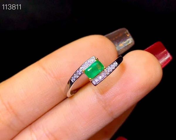 cluster rings natural emerald ring fashionable gem quality 925 silver 3x5mm 1pc, Golden;silver
cluster rings natural emerald ring fashionable gem quality 925 silver 3x5mm 1pc, Golden;silver