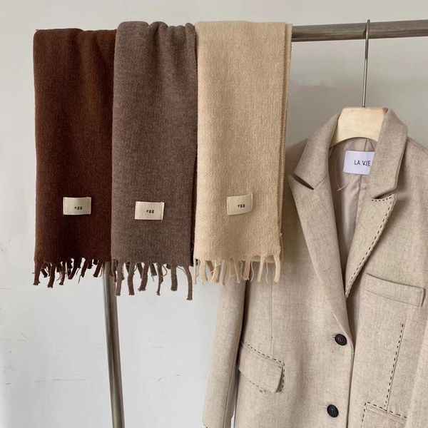 scarves 2021winter solid color knitted women's small scarf lovers candy short soft woolscarf warm outside with cold proofshawl, Blue;gray
scarves 2021winter solid color knitted women's small scarf lovers candy short soft woolscarf warm outside with cold proofshawl, Blue;gray
