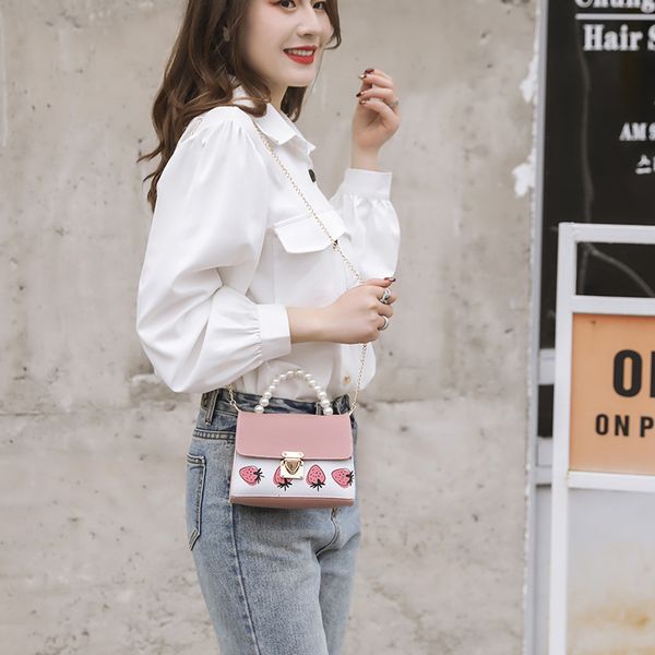 fashion pearl handle messenger bag women pu leather elegant sweet girl small square shoulder crossbody handbag
fashion pearl handle messenger bag women pu leather elegant sweet girl small square shoulder crossbody handbag