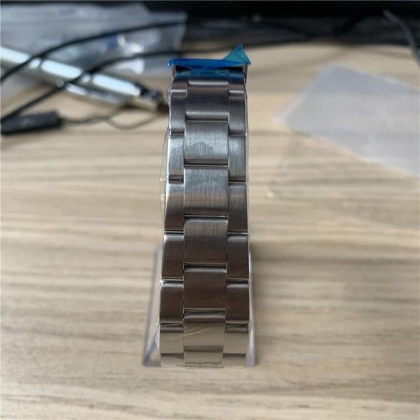 watch bands pagani design men's mechanical watches stainless steel full brush strap for is suitable (pd1661, pd1662, pd1651, pd1644), Black;brown
watch bands pagani design men's mechanical watches stainless steel full brush strap for is suitable (pd1661, pd1662, pd1651, pd1644), Black;brown