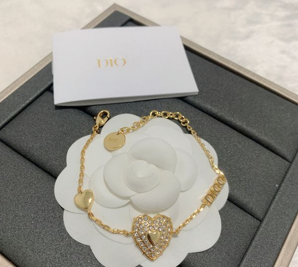 d branded letter love pearl belt diamond necklace women's set earrings high version brass bracelet, Black
d branded letter love pearl belt diamond necklace women's set earrings high version brass bracelet, Black