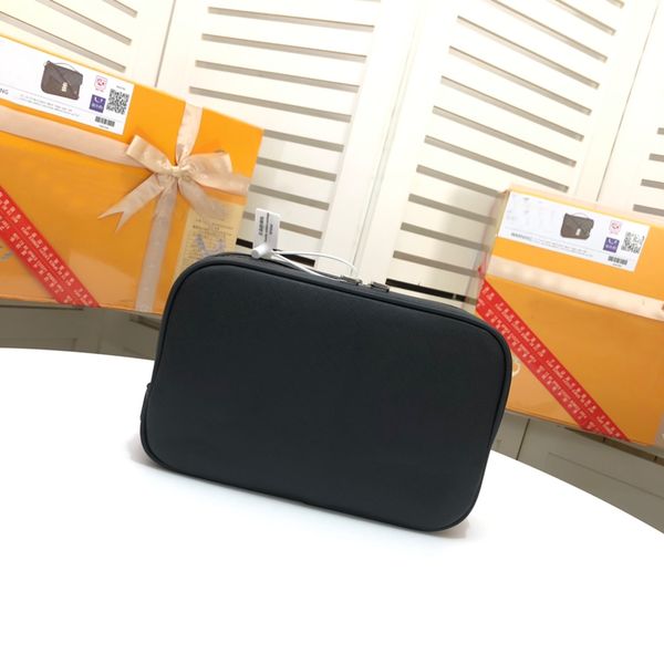 2021 wrist bag luxurys designers bags 7521 fashion classic women toiletry kits totes wallet handbags 69
2021 wrist bag luxurys designers bags 7521 fashion classic women toiletry kits totes wallet handbags 69