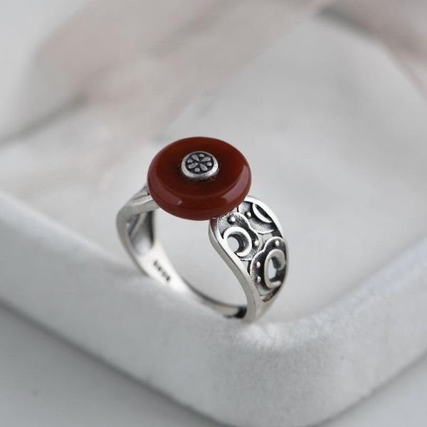 cluster rings original design 925 silver retro matte wholesale women fashion round auspicious cloud pattern inlaid with south red agate, Golden;silver
cluster rings original design 925 silver retro matte wholesale women fashion round auspicious cloud pattern inlaid with south red agate, Golden;silver