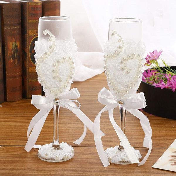 1 pair wedding wine glass champagne glass red wine cup white lace red cup wedding decoration
1 pair wedding wine glass champagne glass red wine cup white lace red cup wedding decoration