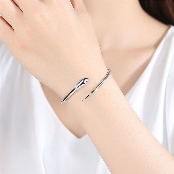 bangle snake bracelet 2021 simple fashion trendy jewelry bracelets on hand bangles for women gifts luxury accessories decorations, Black
bangle snake bracelet 2021 simple fashion trendy jewelry bracelets on hand bangles for women gifts luxury accessories decorations, Black