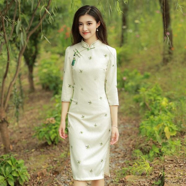 ethnic clothing sweet lace qipao chinese traditional embroidery long cheongsam spring autumn young women slim dress banquet vestidos, Red
ethnic clothing sweet lace qipao chinese traditional embroidery long cheongsam spring autumn young women slim dress banquet vestidos, Red