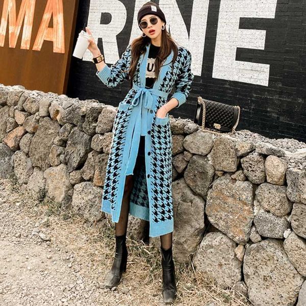 women loose long knitted cardigan sweater autumn winter plaid split overcoat warm soft with belt outwear 210529, White;black
women loose long knitted cardigan sweater autumn winter plaid split overcoat warm soft with belt outwear 210529, White;black
