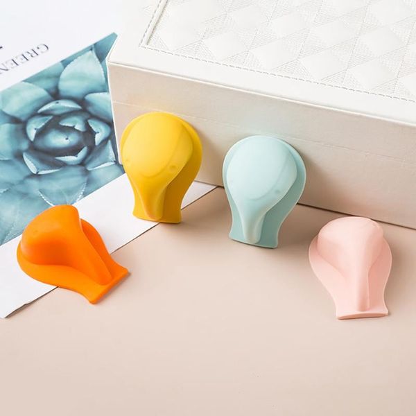 cushion/decorative pillow luminous handle elephant trunk door silicone punch-paste wardrobe sliding 1pcs
cushion/decorative pillow luminous handle elephant trunk door silicone punch-paste wardrobe sliding 1pcs