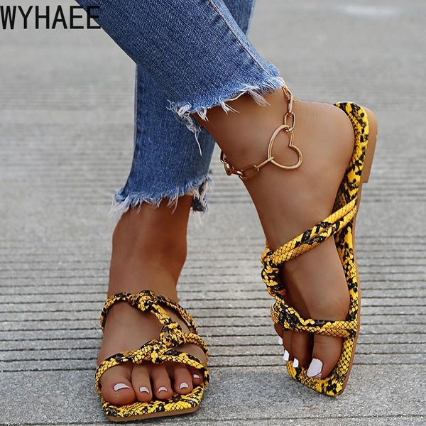 slippers ladies flip flops 2022 summer fashion color snake print simple leather open-toed flat heel comfortable beach, Black
slippers ladies flip flops 2022 summer fashion color snake print simple leather open-toed flat heel comfortable beach, Black