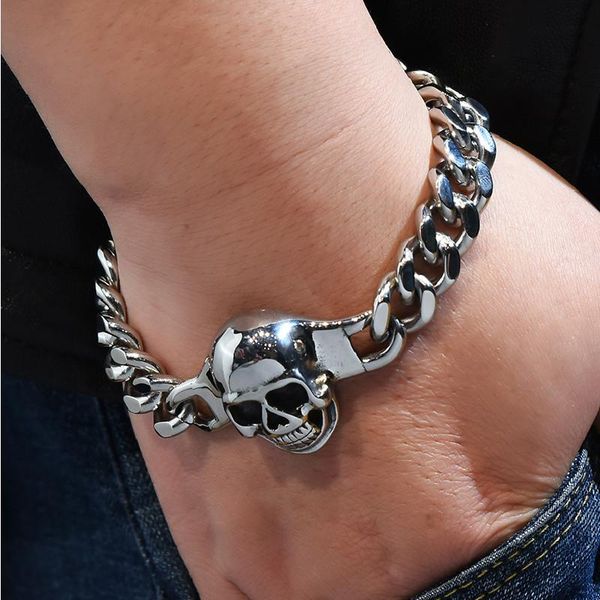 charm bracelets secret boys domineering titanium steel men's bracelet trendy personality fashion retro punk style, Golden;silver
charm bracelets secret boys domineering titanium steel men's bracelet trendy personality fashion retro punk style, Golden;silver