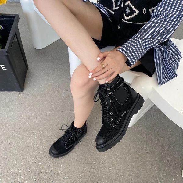 boots black platform women winter leather ladiesboots lace up ankle motorcycle thick heel high ymb309
boots black platform women winter leather ladiesboots lace up ankle motorcycle thick heel high ymb309