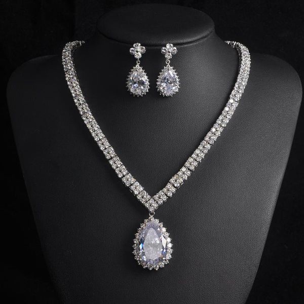 earrings & necklace clear big water drop shape pendant set full cubic zirconia stone jewelry sets women bridal dress accessories s-010, Silver
earrings & necklace clear big water drop shape pendant set full cubic zirconia stone jewelry sets women bridal dress accessories s-010, Silver