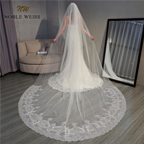 bridal veils noble weiss one layer 3*3.5 meters wedding veil cathedral appliques party with comb, Black
bridal veils noble weiss one layer 3*3.5 meters wedding veil cathedral appliques party with comb, Black