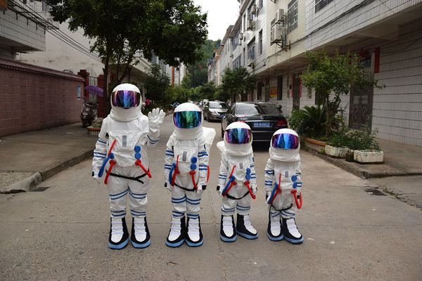 mascot costumes space suit mascot costume suits party game dress outfits clothing advertising carnival halloween easter festival adults, Red;yellow
mascot costumes space suit mascot costume suits party game dress outfits clothing advertising carnival halloween easter festival adults, Red;yellow