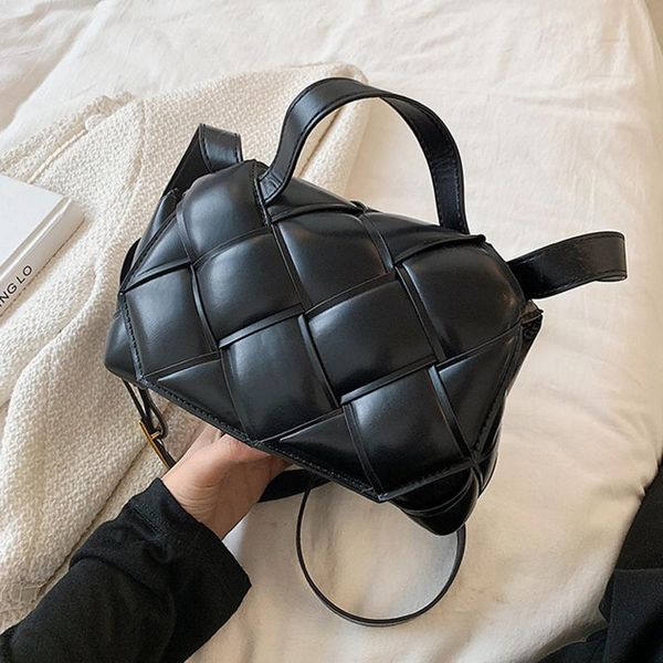 evening bags fashion knitting shoulder bag women luxury trend casual solid color crossbody ladies handbag female small square
evening bags fashion knitting shoulder bag women luxury trend casual solid color crossbody ladies handbag female small square