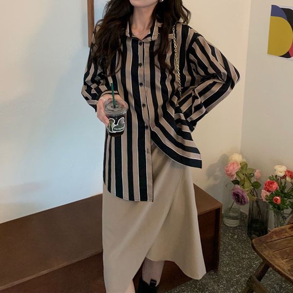 two piece dress female skirt female suit fall girl retro striped street temper high waist clothes fine of two parts 6gen, White
two piece dress female skirt female suit fall girl retro striped street temper high waist clothes fine of two parts 6gen, White