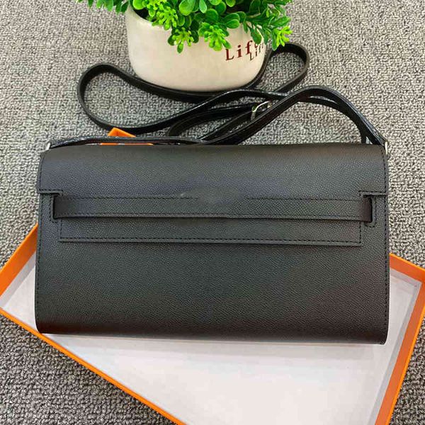 designer bagsfirst layer cowhide palm pattern original epsom one-shoulder messenger bag ladies clutch purse fashion trend 2021 newluxury bag
designer bagsfirst layer cowhide palm pattern original epsom one-shoulder messenger bag ladies clutch purse fashion trend 2021 newluxury bag