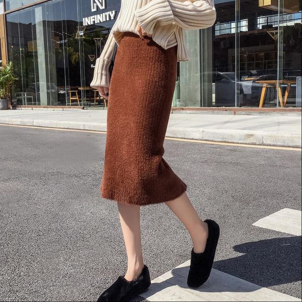 womens elegant mink cashmere fur midi skirt female korean casual high waist knitted warm back splits mohair skirts 2021 winter, Black
womens elegant mink cashmere fur midi skirt female korean casual high waist knitted warm back splits mohair skirts 2021 winter, Black