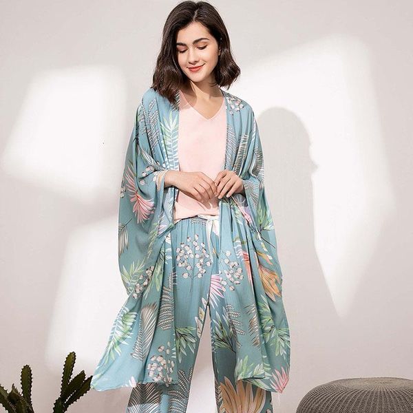 selling autumn new 4pcs pajama set french style floral print ladies soft rayon loose thin homewear women elegant sleepwear, Black;red
selling autumn new 4pcs pajama set french style floral print ladies soft rayon loose thin homewear women elegant sleepwear, Black;red