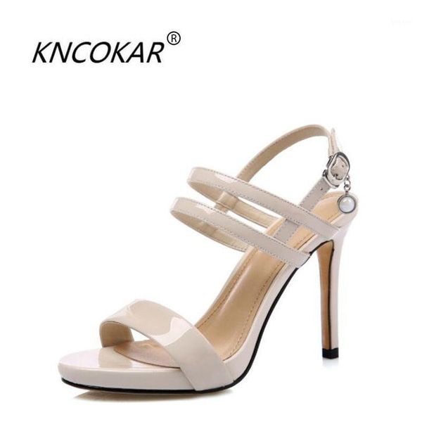 dress shoes kncokar 2021 women's summer leather style with a word buckle and stylish waterproof platform fish mouth heel sandals1, Black
dress shoes kncokar 2021 women's summer leather style with a word buckle and stylish waterproof platform fish mouth heel sandals1, Black