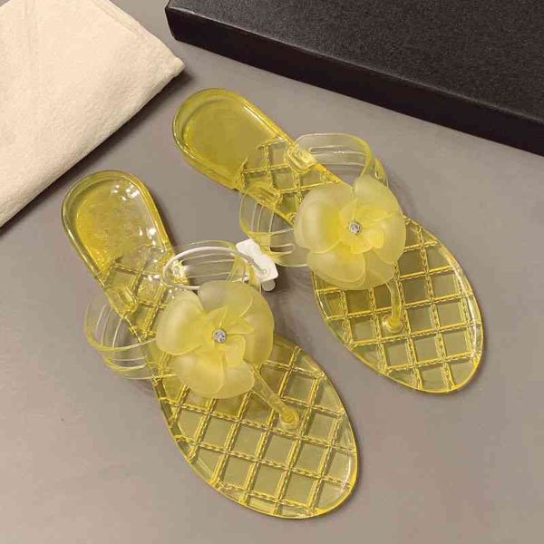 2021 new flip flops jelly fashion floral designer shoes non-slip flat sandals ladies summer slippers, Black
2021 new flip flops jelly fashion floral designer shoes non-slip flat sandals ladies summer slippers, Black