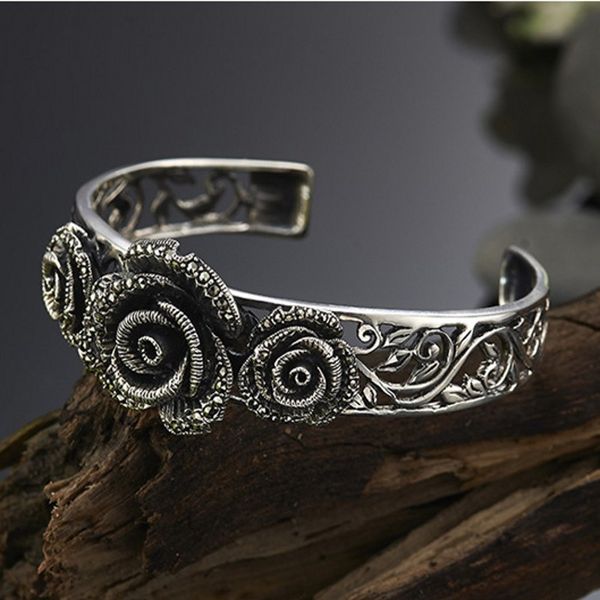 2021 new real pure s925 sier jewelry retro inlaid marxite stone engraved rose flower beautiful open woman bracelet thkj, Black
2021 new real pure s925 sier jewelry retro inlaid marxite stone engraved rose flower beautiful open woman bracelet thkj, Black
