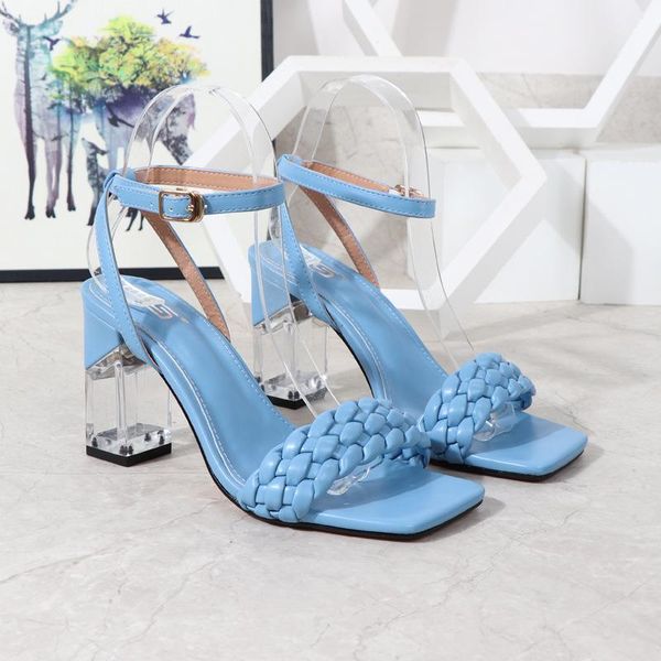 dress shoes european and beautiful women 2021 summer fashion word buckle thick heel sandals crystal high women's, Black
dress shoes european and beautiful women 2021 summer fashion word buckle thick heel sandals crystal high women's, Black