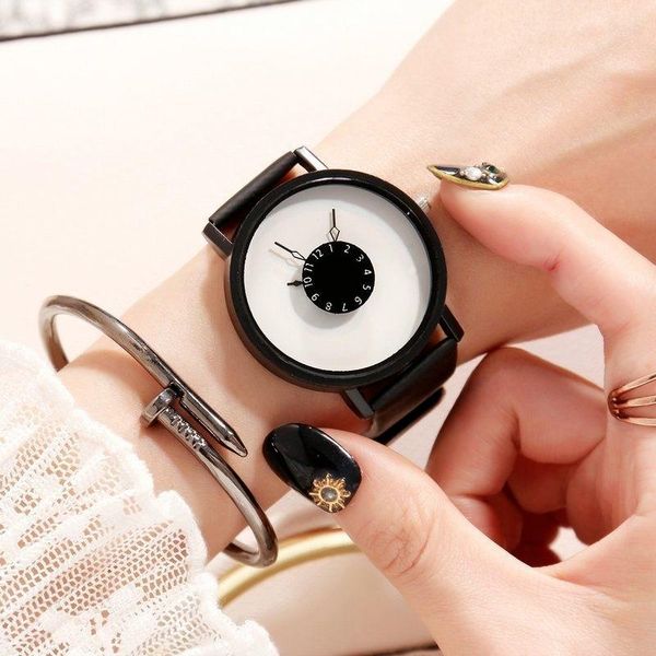 wristwatches couples simple trend big dial creative personality watch ladies gift for women man, Slivery;brown
wristwatches couples simple trend big dial creative personality watch ladies gift for women man, Slivery;brown