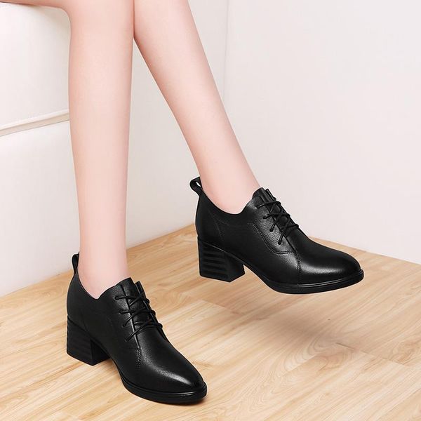 dress shoes retro high-heeled genuine leather women's in the opening round sweet solid color %, Black
dress shoes retro high-heeled genuine leather women's in the opening round sweet solid color %, Black