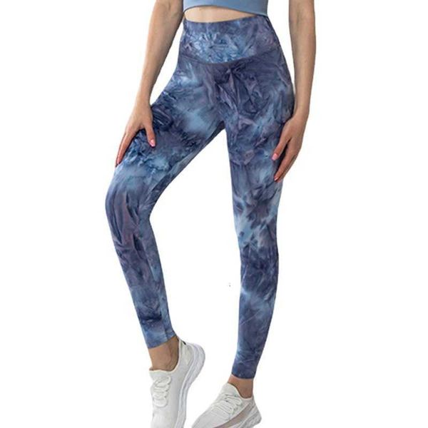 women's pants capris tie dyed and printed yoga are naked, elastic, fast drying, tight and thin, can be worn outside, Black;white
women's pants capris tie dyed and printed yoga are naked, elastic, fast drying, tight and thin, can be worn outside, Black;white