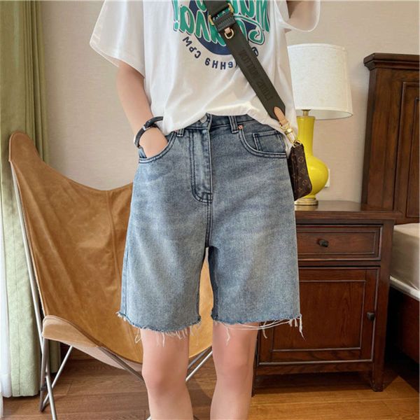 pair of high waist point cowboy shorts with rough edges foot each hand. women's summer thin tube loose and, Blue
pair of high waist point cowboy shorts with rough edges foot each hand. women's summer thin tube loose and, Blue