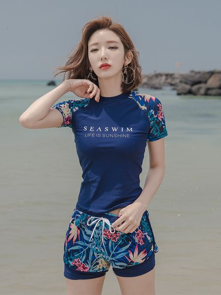 swimsuit women's split korean style short sleeve sports sunscreen cover belly show thin spring swimmin, White;black
swimsuit women's split korean style short sleeve sports sunscreen cover belly show thin spring swimmin, White;black