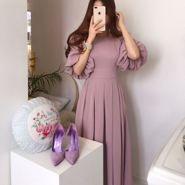 2021 new korean casual chic elegant woman summer ol chiffion pleated long maxi female lantern sleeve bandage vestidos jurken i0r0, Black;gray
2021 new korean casual chic elegant woman summer ol chiffion pleated long maxi female lantern sleeve bandage vestidos jurken i0r0, Black;gray